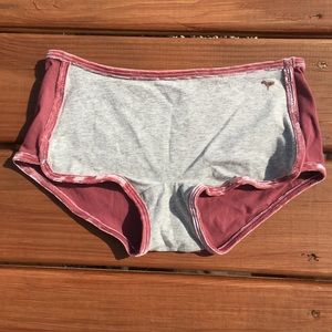 SOLD - NWOT PINK VS Velvet Trim Boyshorts